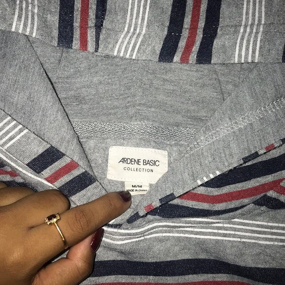 Cropped, Ardene, medium hoodie. - Picture 2 of 3